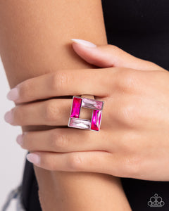 Paparazzi Sinuous Square - Pink